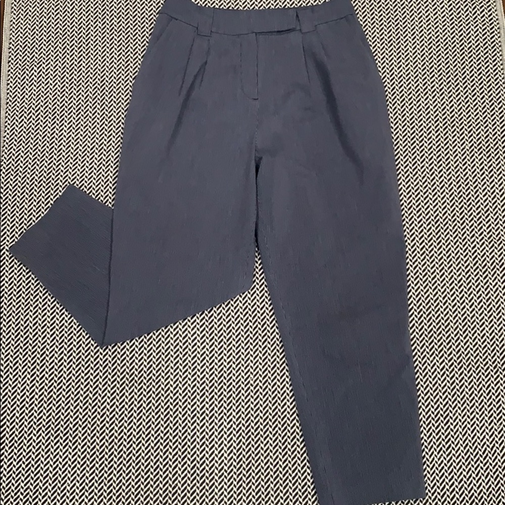 H&M Striped Seersucker Summer High-Rise Tapered Waist Cropped Work Pants